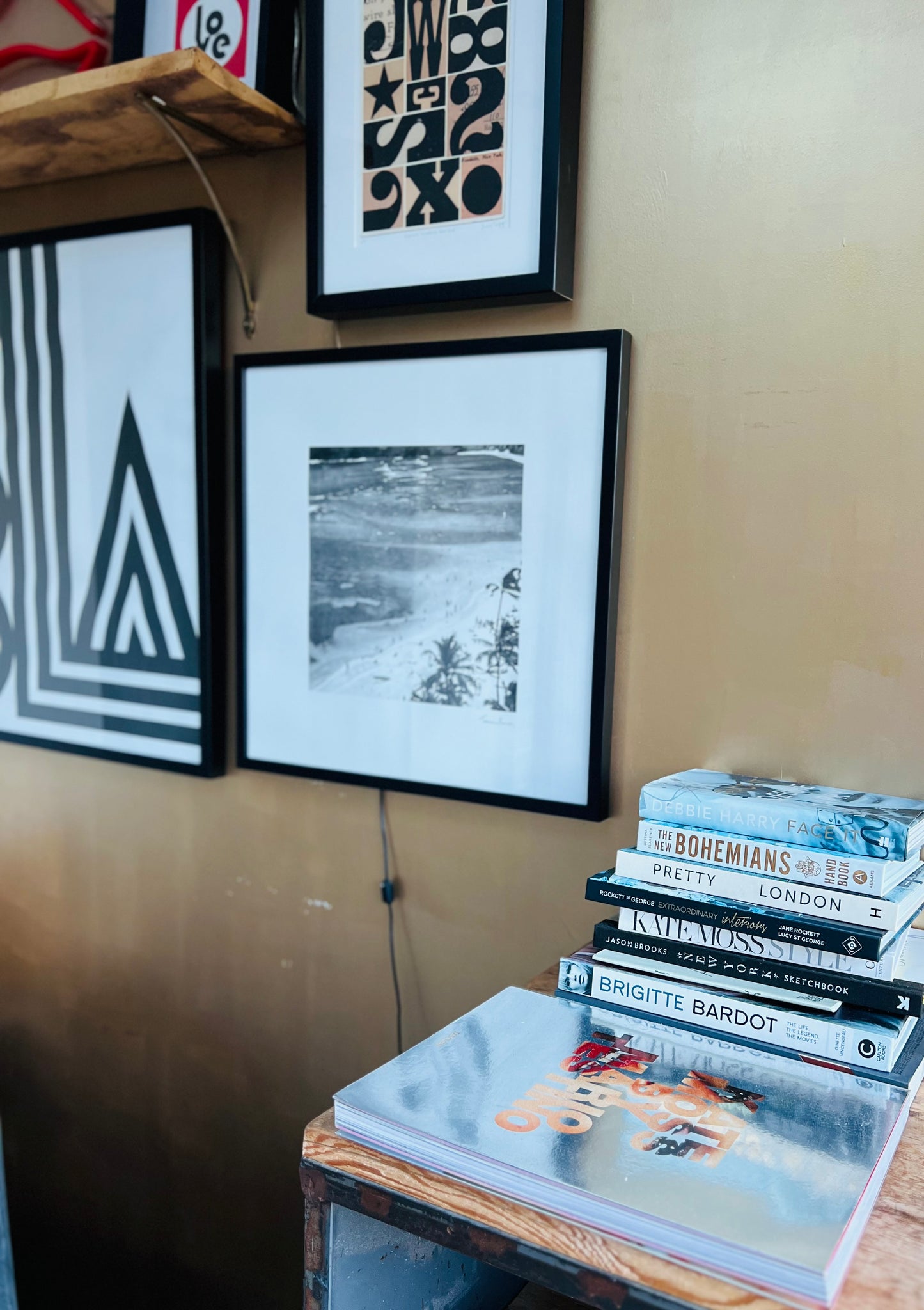 Tamsin Pearson- Beach scene