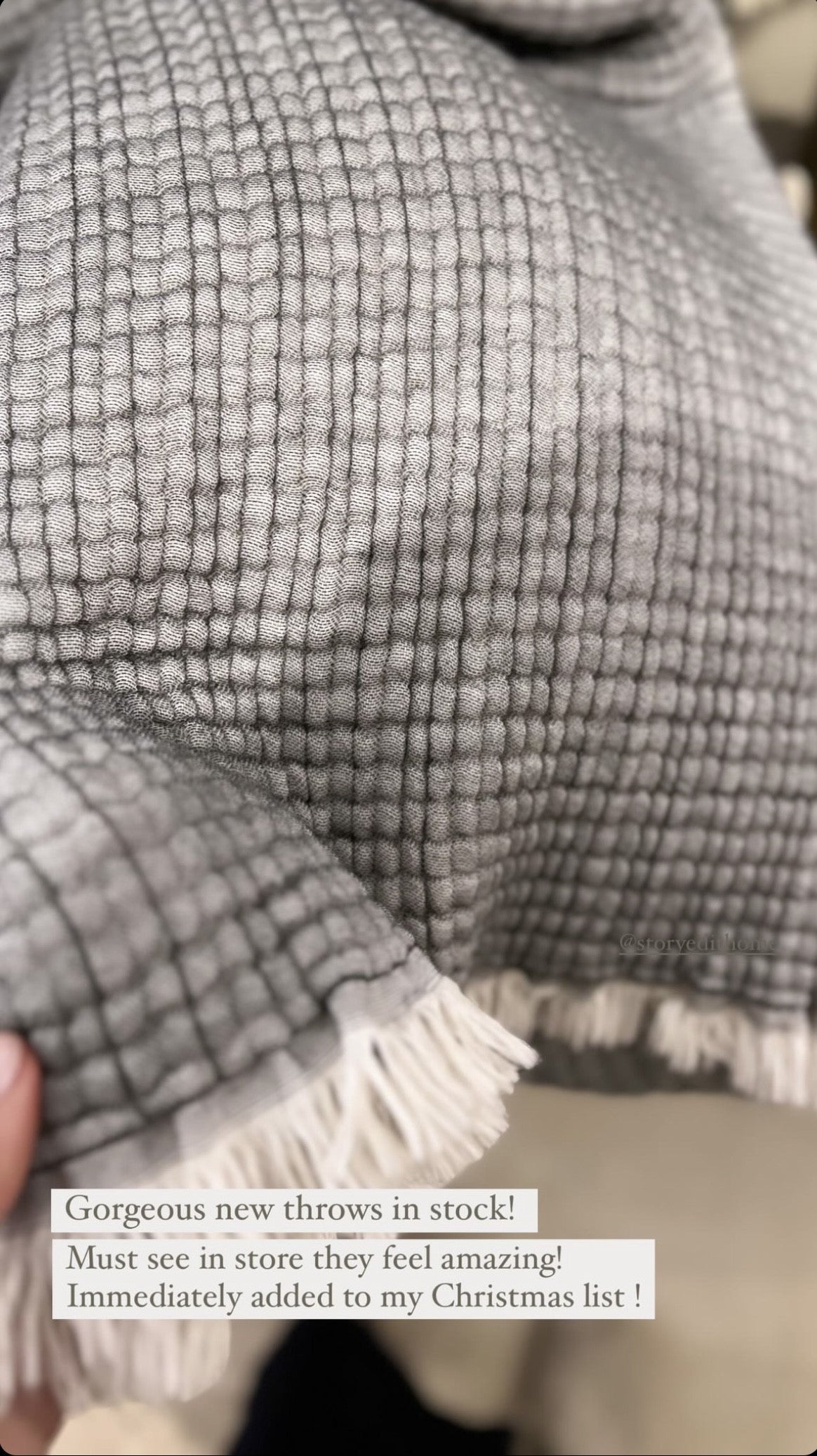 Bedspread in dark grey/taupe muslin /cotton