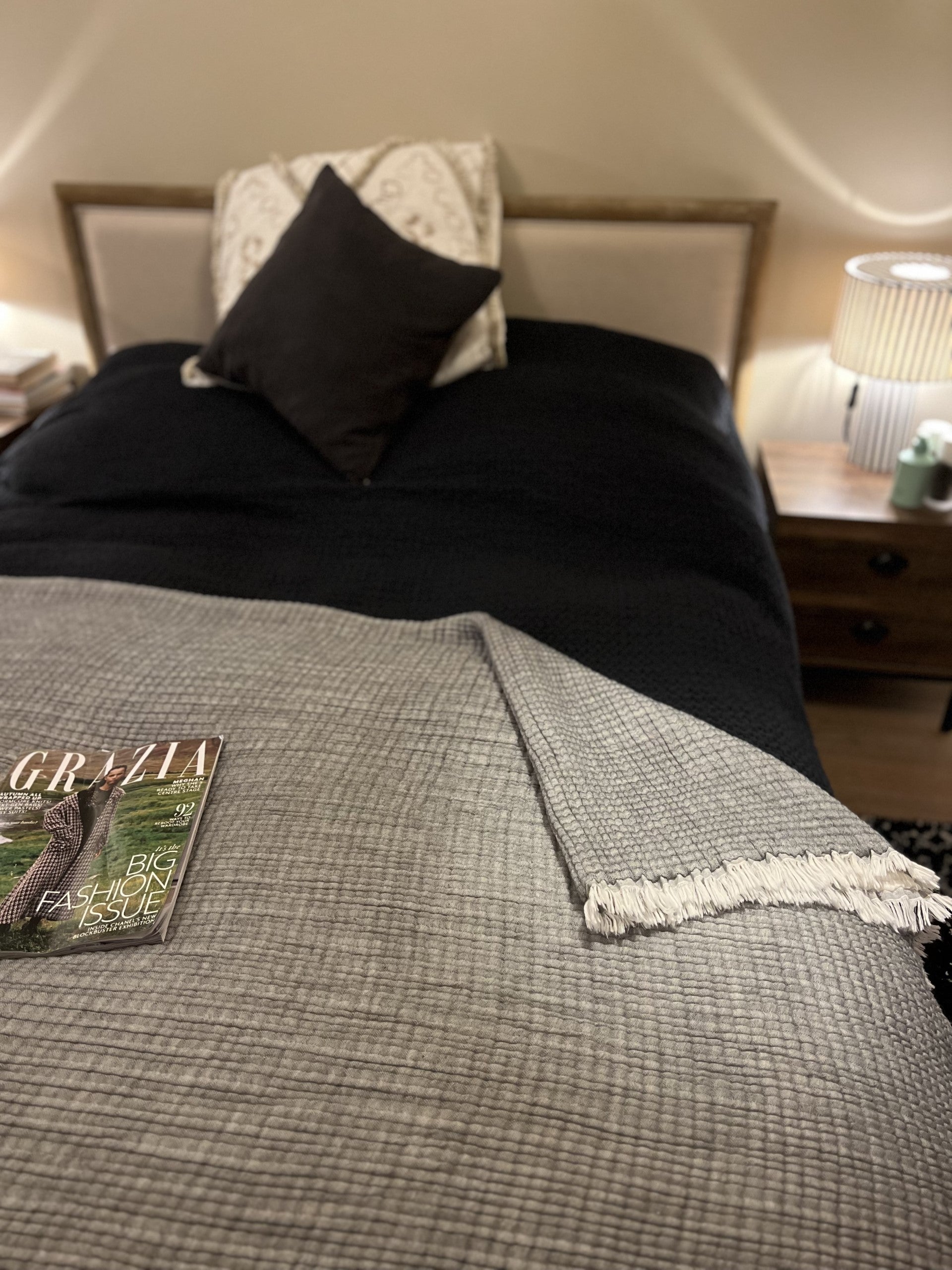 bedspread in dark grey/taupe. Muslin/cotton