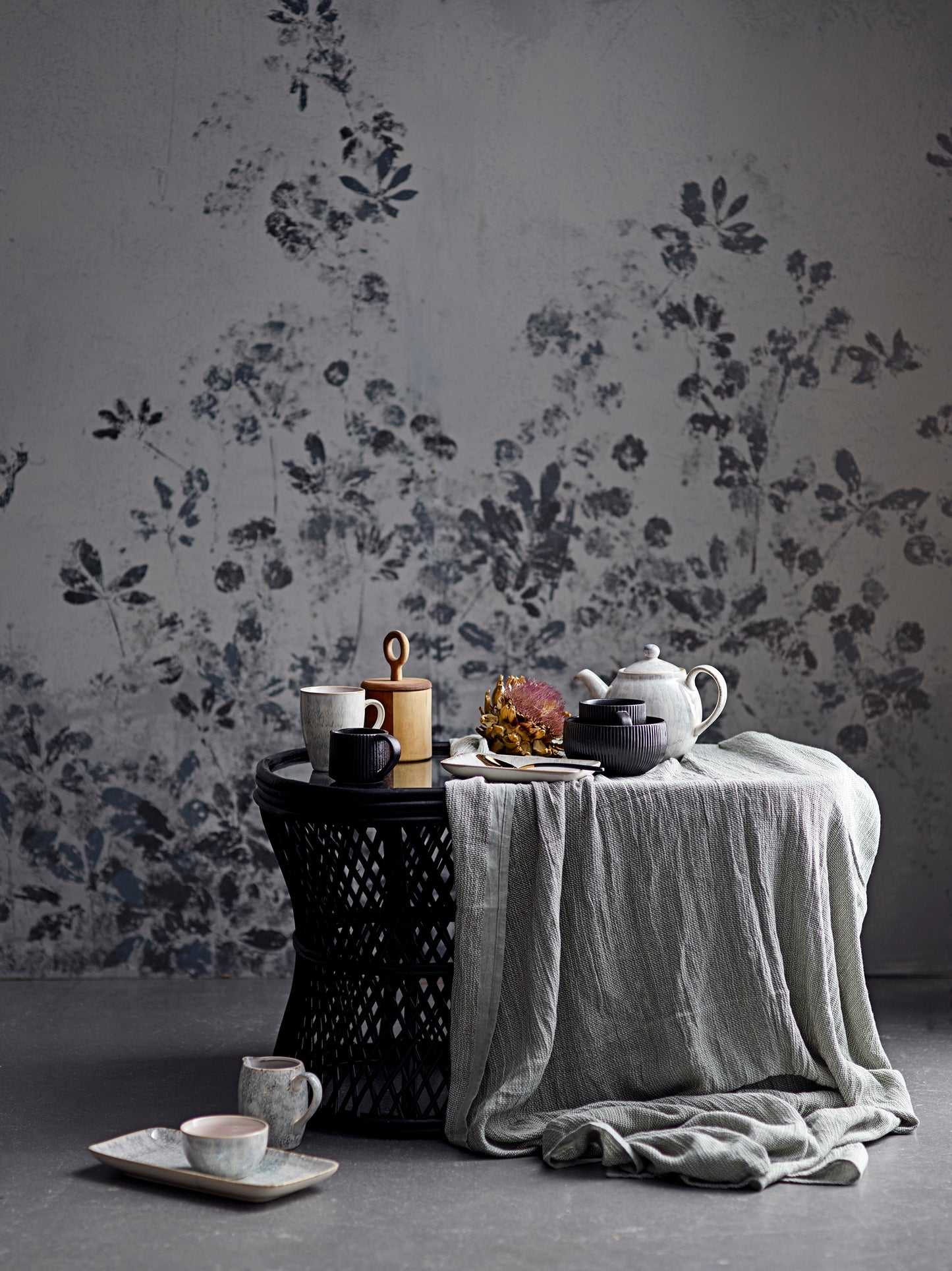 Black Neri Stoneware mug