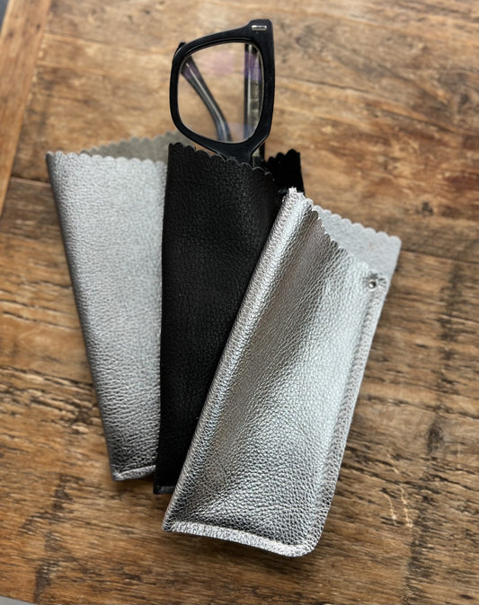 Metallic leather silver glasses and sunglassescase