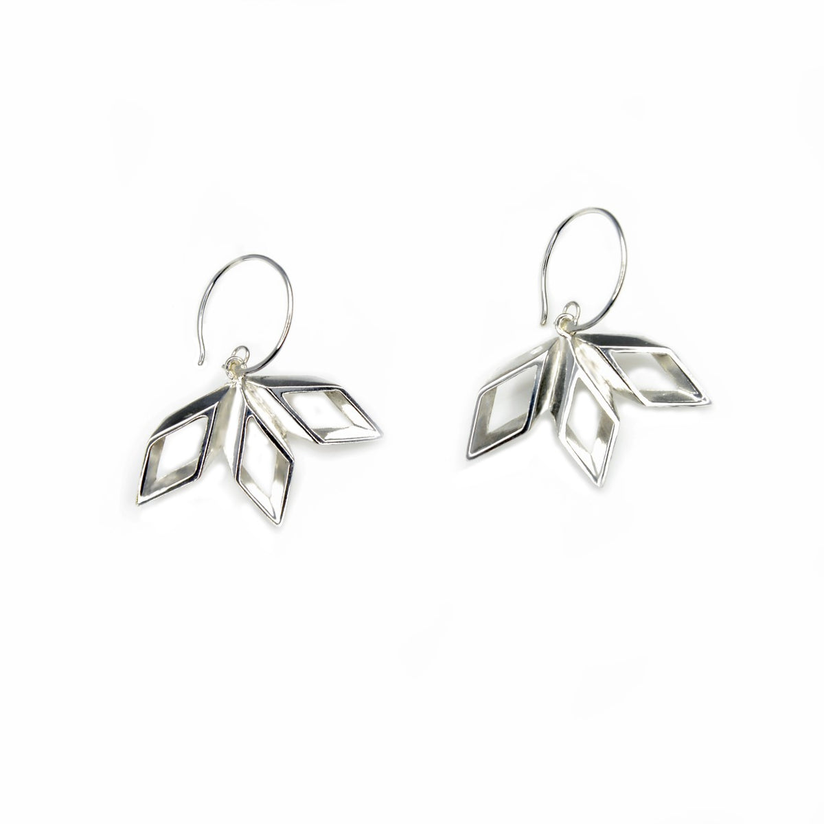 Martine Jans Jewellery - 3D Diamond drop earrings